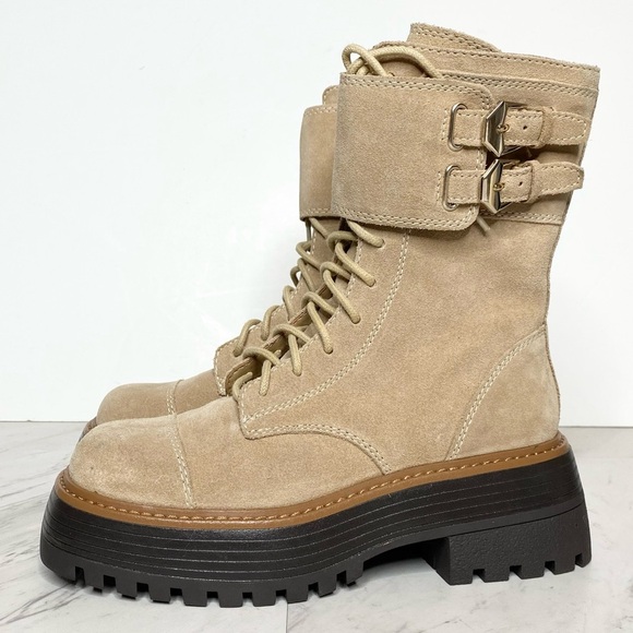 Vince Camuto Monchia Tan Suede Lace Up Lug Sole Boot 5M - Picture 1 of 14